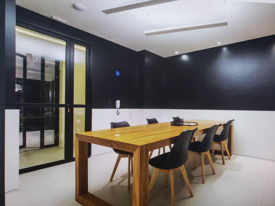 Lindo Studio No Bom Retiro Prox Ao Anhembi Sambodromo Com Wifi Sao Paulo Dış mekan fotoğraf